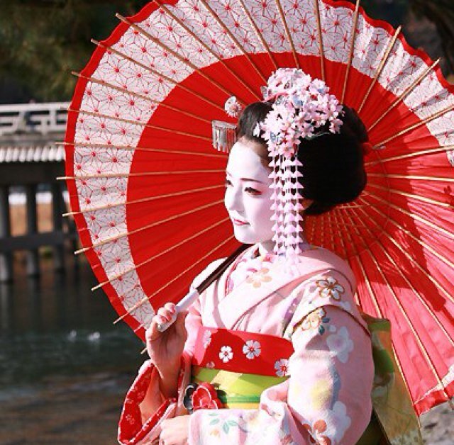 I'm a Japanese girl. I introduce Japanese pictures and cultures to you everyday. I can understand only Japanese and English X(