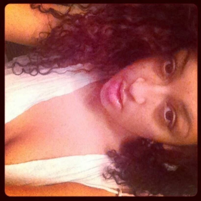 -Kyra . I tweet what comes to mind .   #teamfollowback  #teammixed   my beauty @myvintagedream_ ❤❤❤