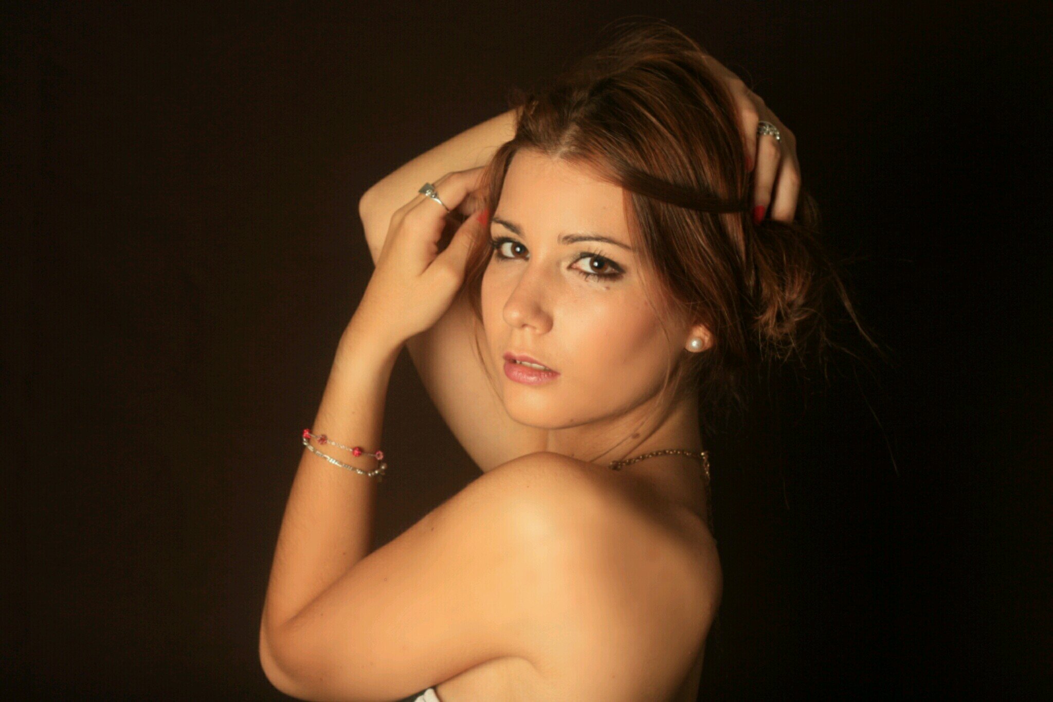 Estudiante de Educación Social. Una vez en un teatro, me olvidé de vivir. Y así me he quedado.