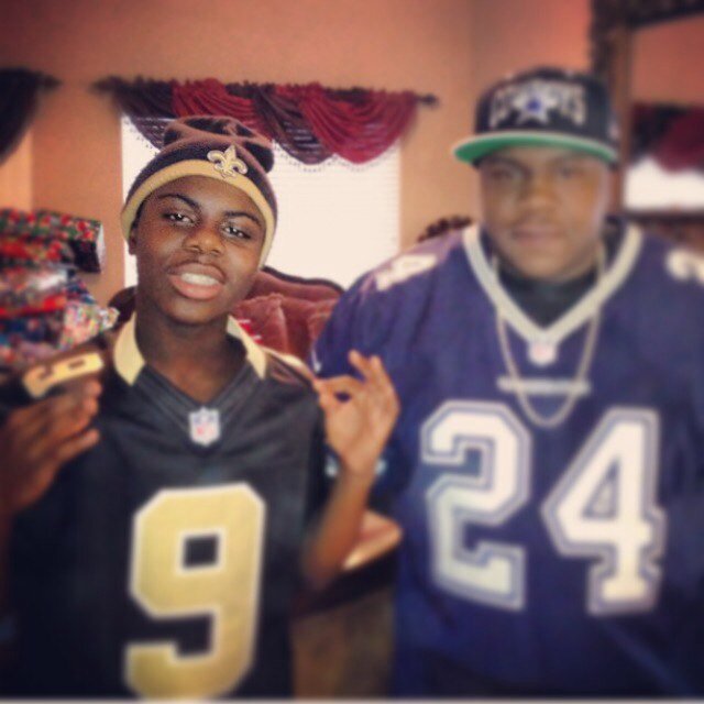 If you Ain't keeping up with me, You're getting Left! C/O 2016 RB/FS out of the 559. -Humble-Hungry #MOAM #StayTrill Look Good, Play Good. FamBros&God1st