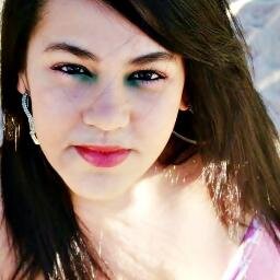 Não tenho tempo pra mais nada, ser feliz me consome muito.