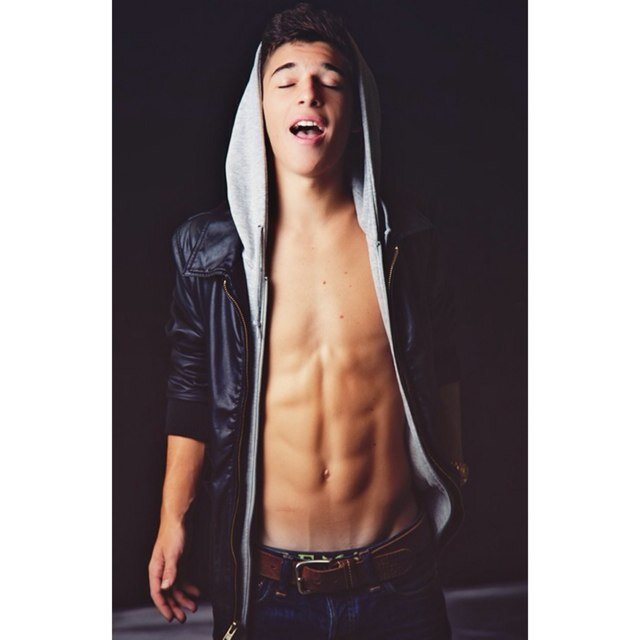 Retweet if you like boys who ____. Make a request here: http://t.co/TApfSDPhLM