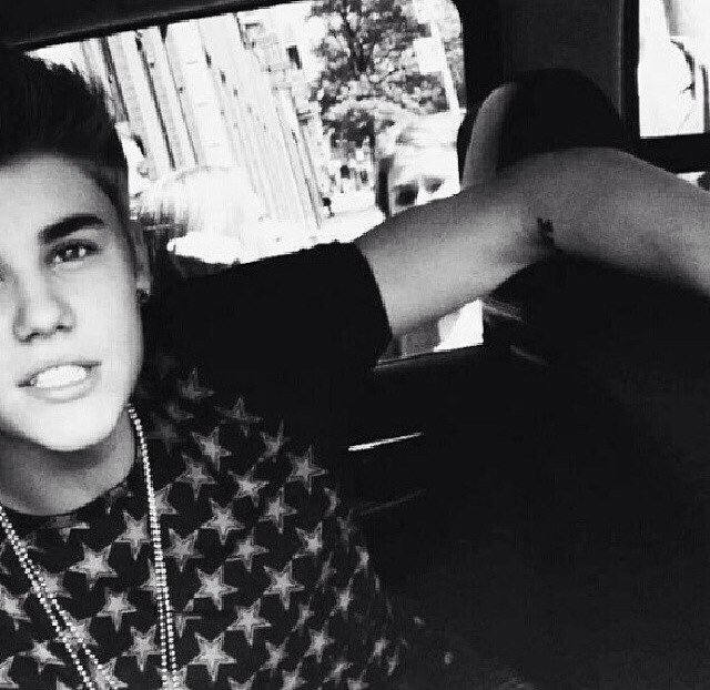 Belieber Since April 2008 | Destination: Dance On Stage For @JustinBieber | follow me @shortstop81698 | CaliSwaggy | 15