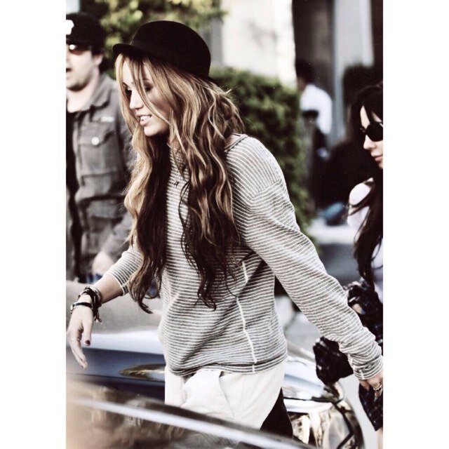 don't tell me you're my heartbreaker.