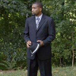 Author/ Writing Consultant/ Business man/ Bachelor ---Like to play Chess, read books, and a woman with good conversation