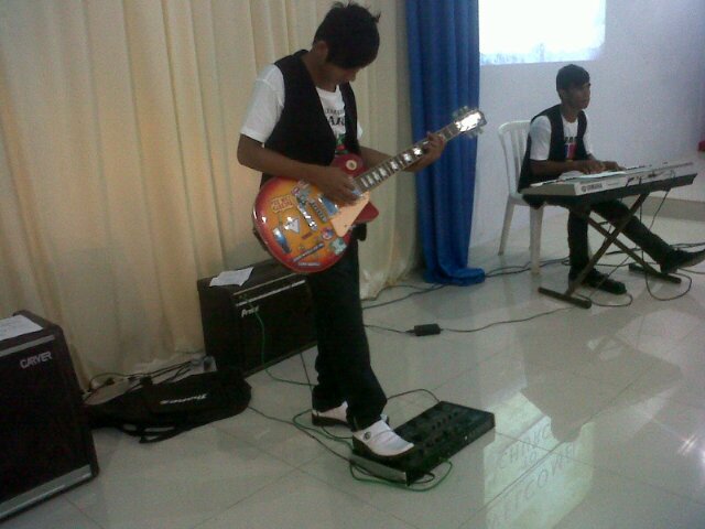 Febrayen's profile picture. Danger