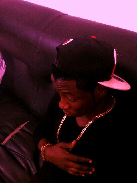 Rapping nd Singing z all i do. #ROGERDHAT. Am tha real MIC u spits on. +2348162349292