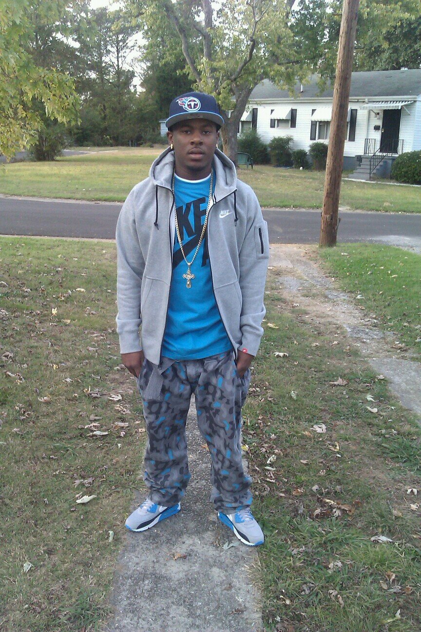 fuck wat yall talm bout um bout dis money ! S/O my big bro @Meat_205 #TTO #Gnation