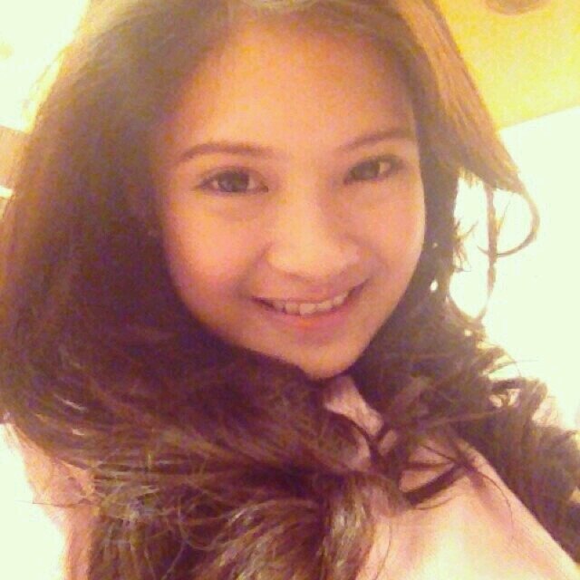 Ka Vinessa Inez tau aku fanbasenya dri bali. Ada masalah ya? {11-5-13}