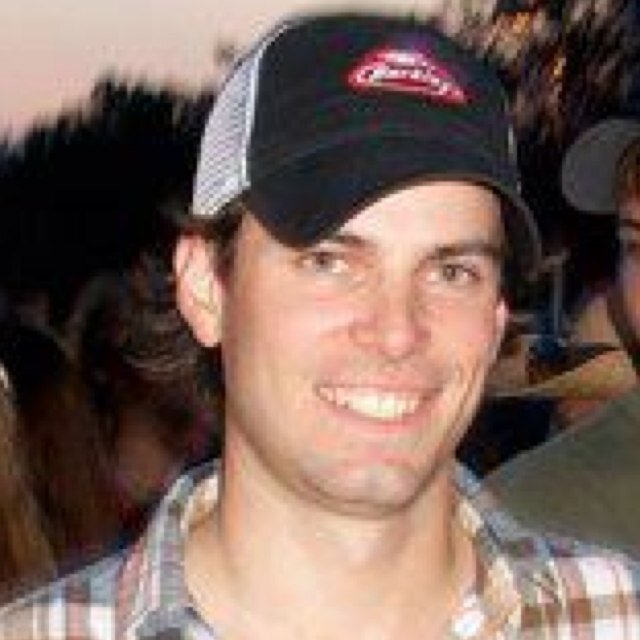 Loyola (Maryland) '08 alumnus. Former swimmer, current golfer.