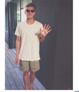 I kinda fell in love with that surfer from the gold coast