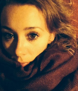 Norwegian, studying chinese, living in Stockholm. Lover of life, family, music, friends, laughter, candles, chocolate, Vienna, kindness and love
