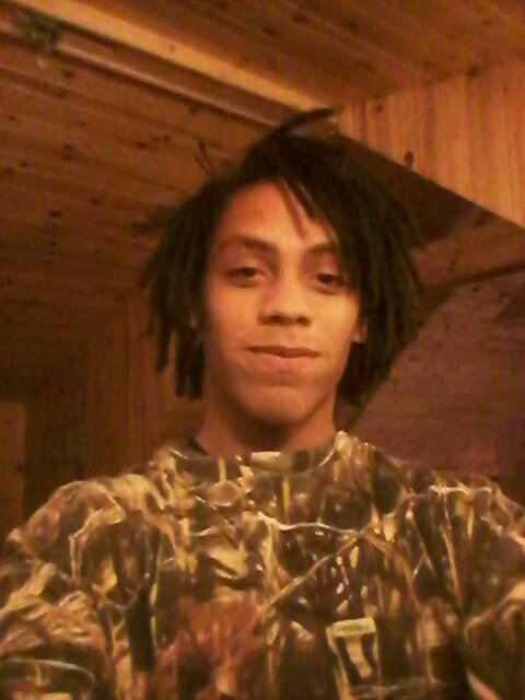 JamesReid41's profile picture. |Don't read this just ask me|