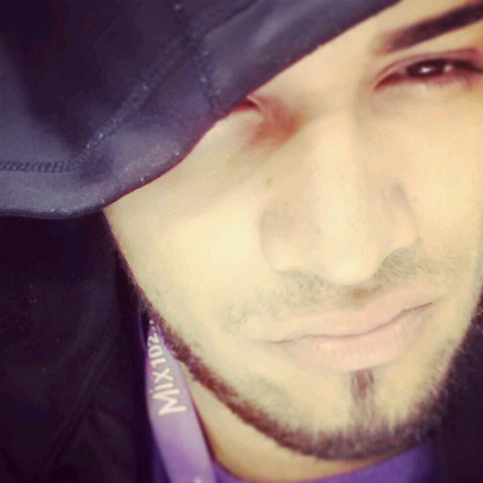 #BBM :7ADD72FE whatsapp:8294972646
