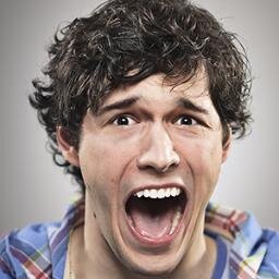 Músico frustrado. Diagnosticado socialmente con el síndrome: “Dedo Pequeño” por tanto tuitear. Sígueme sin arrepentimientos.
