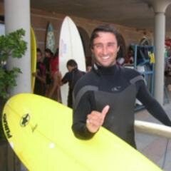 amante de surf, futuro ingeniero , siganme los seguire :D    ♫(playa,surf,arena) viva el reggae ♪