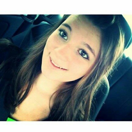 LindseyGirl_xx's profile picture. Life without music would be a mistake..
The Perks of Being A Wallflower(: