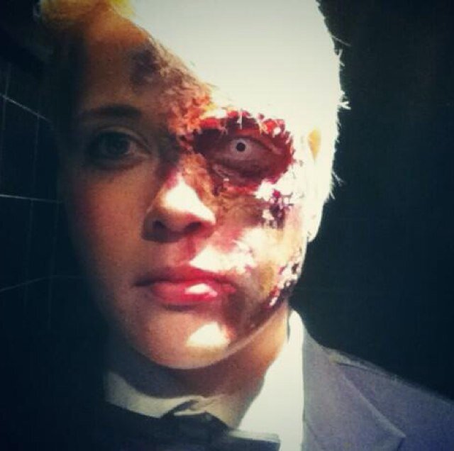 Theatre student, interested in Special fx makeup, Swing dancing and Magic.