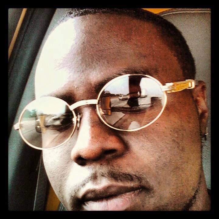 WELCOME TO THE WORLD OF YUNGLUX 
im a young man striving to be the best at my craft which is music i only made a few songs but wont stop until im at my best
