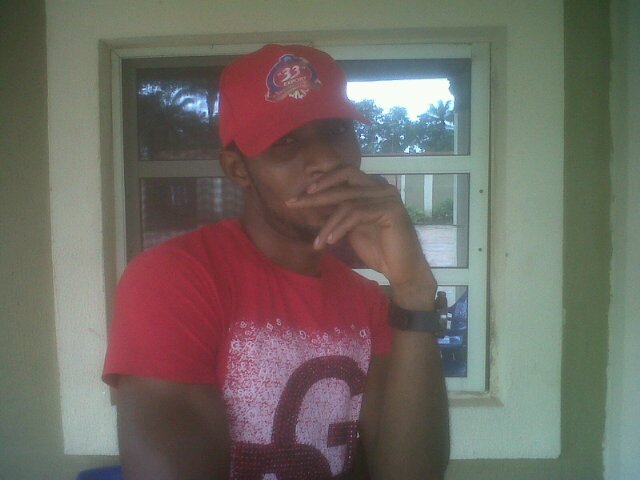 Am out here to look for a date how I wish I can gt one