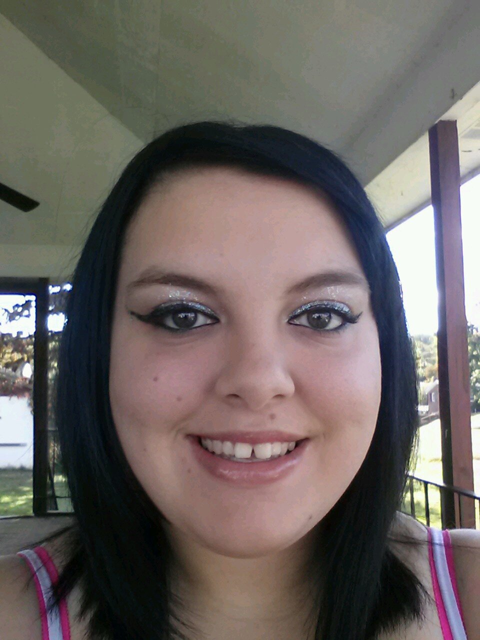 jus a 20 yr old (bouta be 21) christian girl livin a normal life.... enjoyin the people in it ♥♡♥
