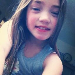 iikbendatx's profile picture. - Britt ,Floor , Sterre , Lois , Ruby. ♡ - Familie & Friends #1 ♡ love 1D ♡