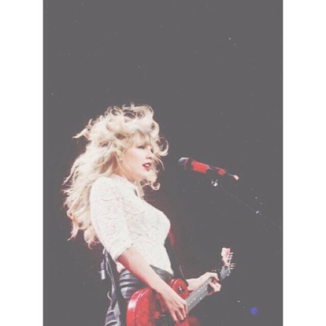 This is a free follow by @swiftiethingy because of being inactive yesterday ☯
