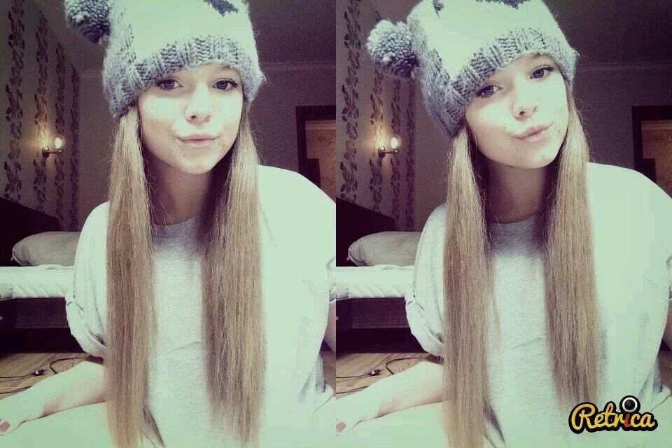 FOLLOW @heyitsasi PLEASE PLEASE PLEASE PLEASE PLEASE PLEASE