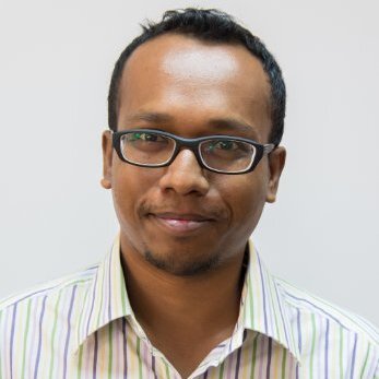 Professional & Expert Software Engineer. Know PHP, MySql, JS, jQuery, Web Service(REST, SOAP etc.), APIs. Programming is my passion and profession.