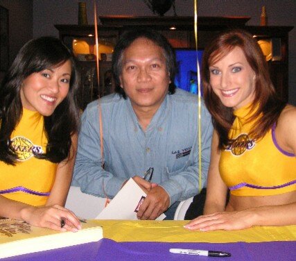 or_rodas's profile picture. Family • Admirer of Beauty, Love and the Arts • Simple yet complicated • Love the Lakers