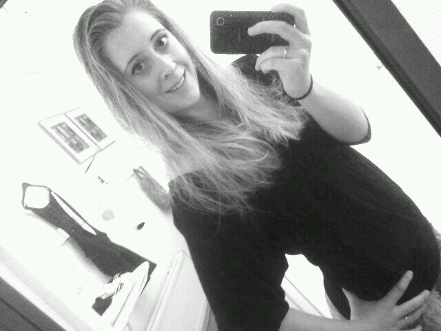 vallerieharman's profile picture. Live your life, like there's no tomorrow!