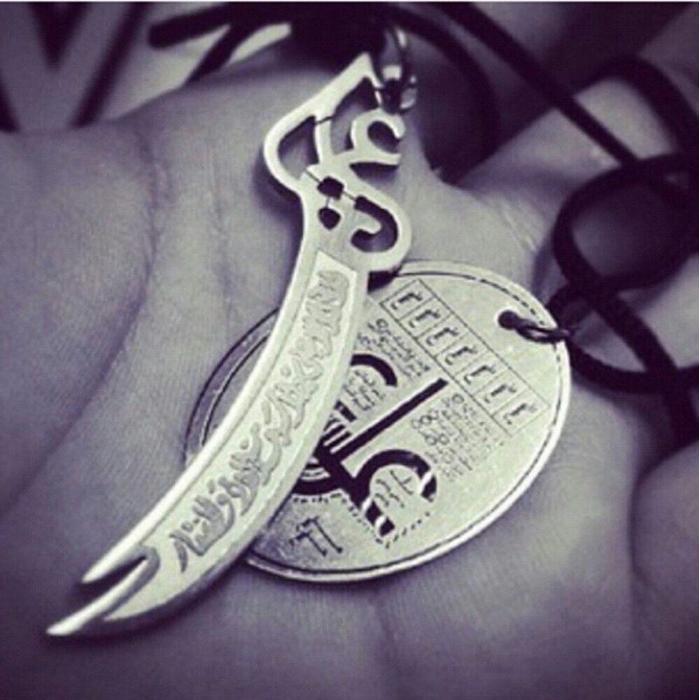 zahraaQ81's profile picture. engineer to be ♡