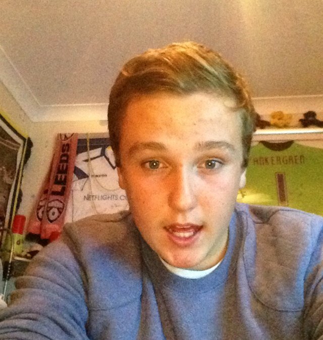 Follow me i follow back simples