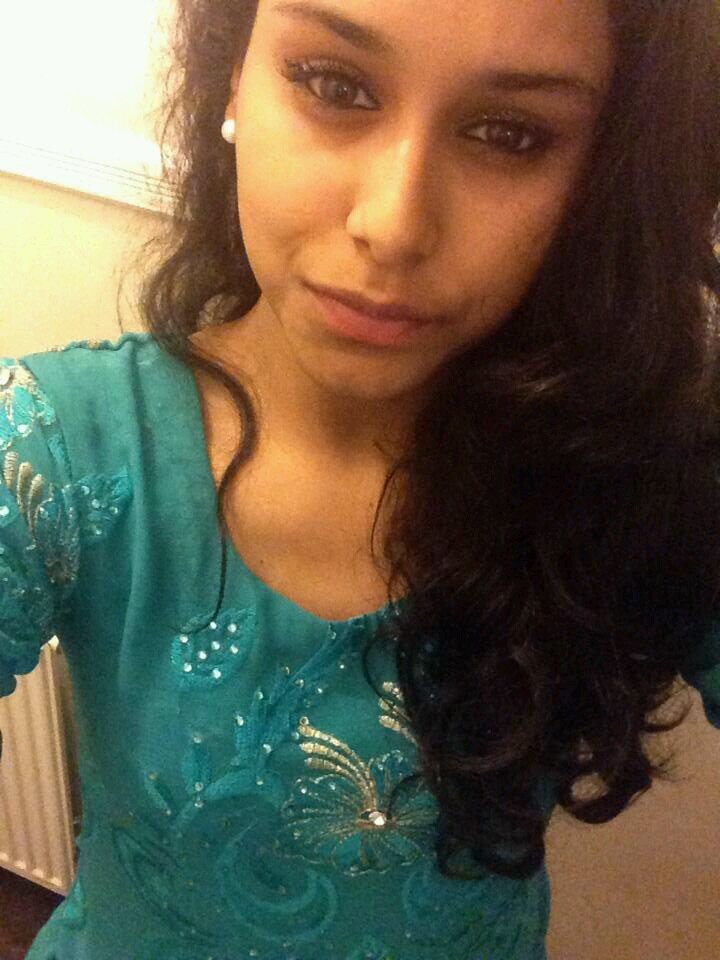 Smile, life's to short to be depressed :) ...You clicked on my name so you have to follow me now ;L #Teamfollowback ;D kik; Nafiisah786