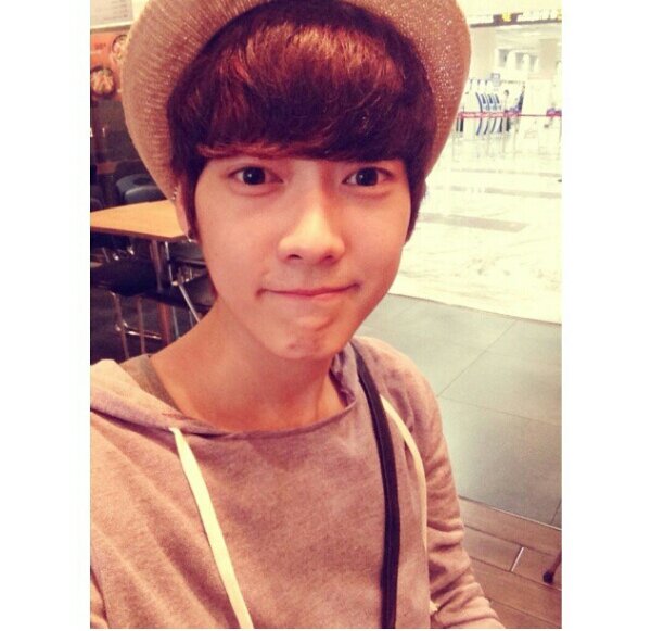 ...ฮาร่าน้อย ฮยองซอก ♡ ขอรับ...                                                            มาคุยกันนะขอรับ