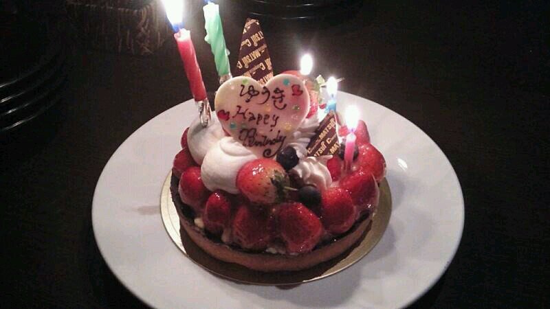 Tiamﾛ.2ﾛ13.ﾛ7.ﾛ5.大切な旦那さん居るので出会いは要りません。小説も書いてます。 小説が好きな方は是非。↓↓小説観覧URLはコチラ♪↓↓
 http://t.co/ooMCJMzKjh…