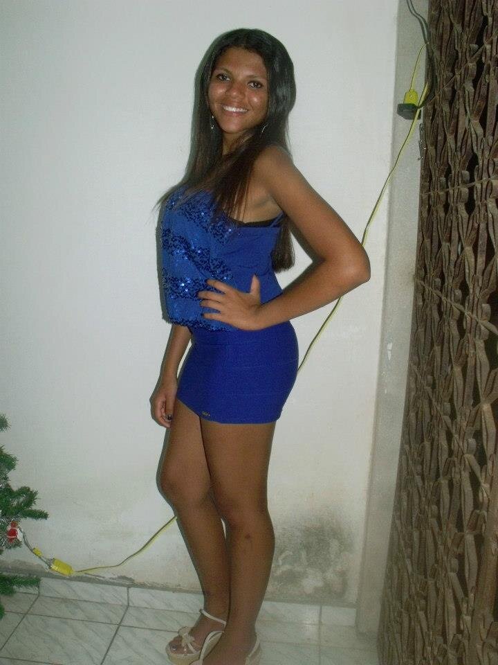Gosto de curtir a vida intensamente, fazer aquilo que me faz bem com as pessoas que me fazem feliz. Aproveito as oportunidades e procuro sempre a felicidade!!!