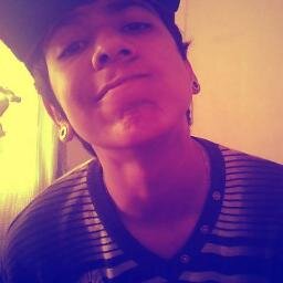 Dancer / Designer / Editor / choreographer

Tenho 16 anos, e minha vida é a dança, musica, ou melhor o mundo dá arte, FAMILA ONLY BOYS CREW !