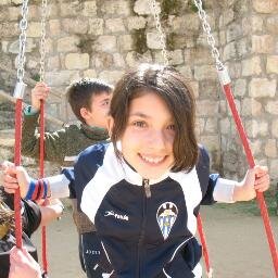 lucia101013's profile picture. 