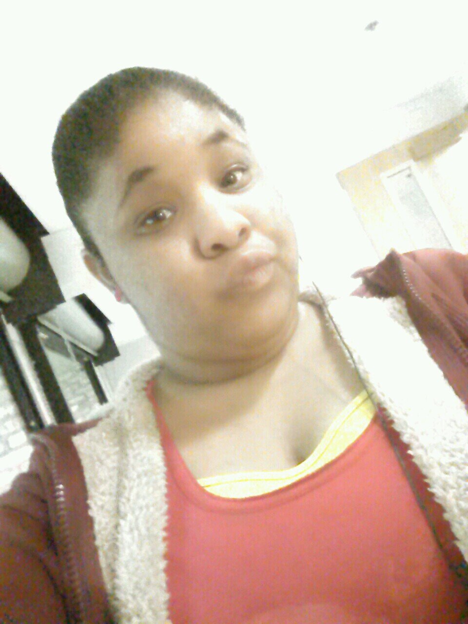 i like to live life to the fullest#lke to do ME lol follow me I'll follow back #love to party,  dont like fake ppl got a problem say it  #boricua-colombiana
