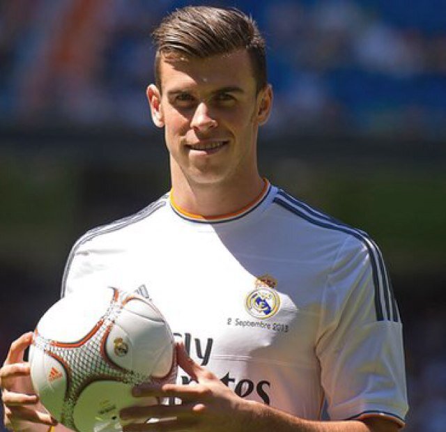 FCSoccerMemes's profile picture. 