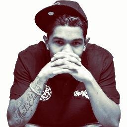 17-01-1989 (MMA o AMM - fan, lover & junkie) (OTAKU) EXIL, NERD´complex, BOHEMIO, multi´ETNICO, one OF A kind y REAL hasta cuando MIENTO como ELCANSERBERO!