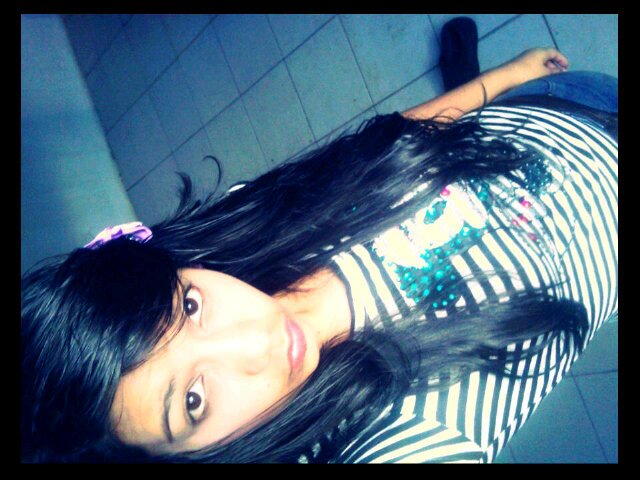 Todavía tengo metas por alcanzar, Me fascina el chocolate/ Follow me follow you back and try it ;) / *Belieber*/ *Directioner*