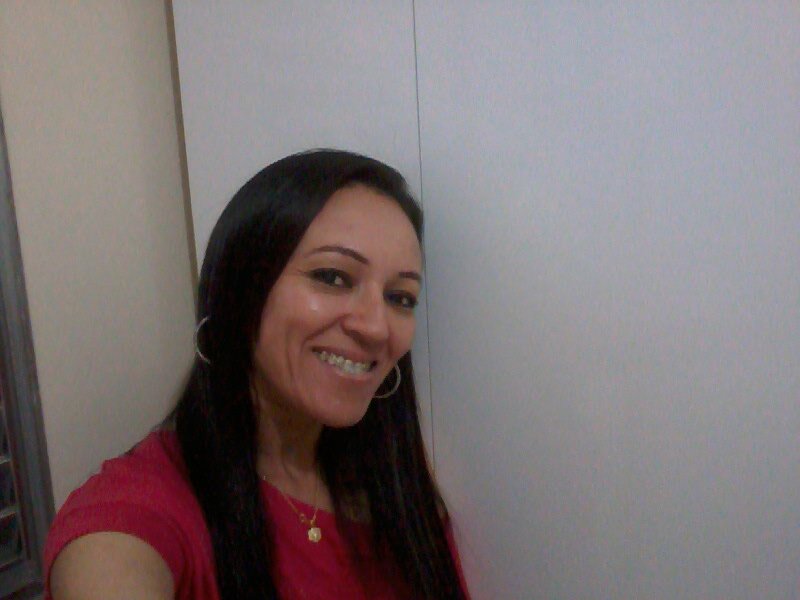 Amo a vida,minha família, meus amigos e meu trabalho..