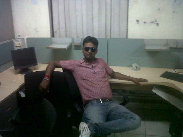 Akashagarwal06's profile picture. 