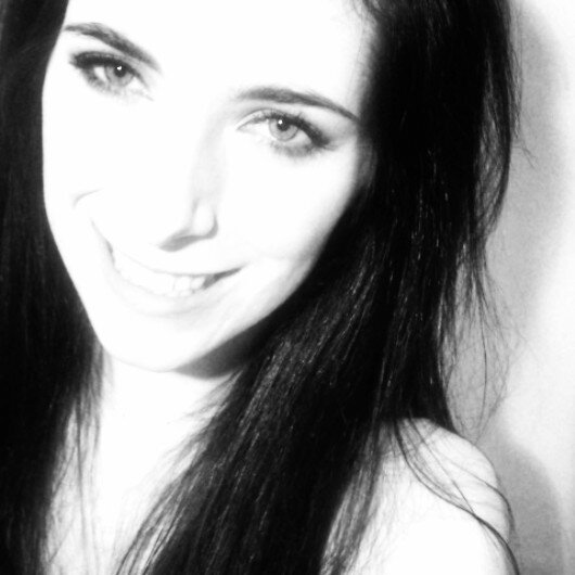 liz_murphy_'s profile picture. liz / elizabeth / betty. Freelance PR manager. Opinionated. Cocktail enthusiast.