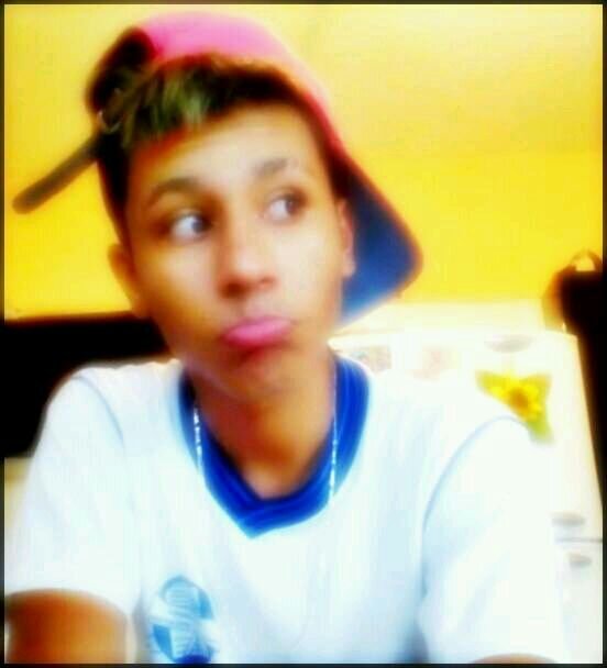 , Chato , Feio , Ciumento , Bobo , Pequeno , Feio dnv , é esse sou eu (: