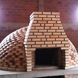 Fazemos fornos ,fogões à lenha  ,churrasqueira ,e forno de pizza tbm...