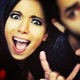Anitta. Amor. Real.