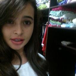 Eu so preciso de alguem que nao desista de mim3
